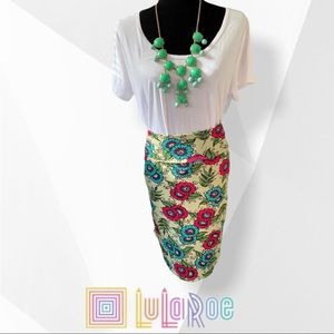 NWOT LuLaRoe Cassie Skirt
